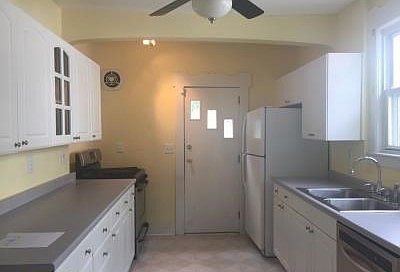2nd image of 538 Kenwood Pl