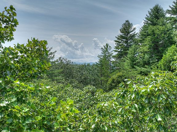 3rd image of 22 Rolling Hills Dr
