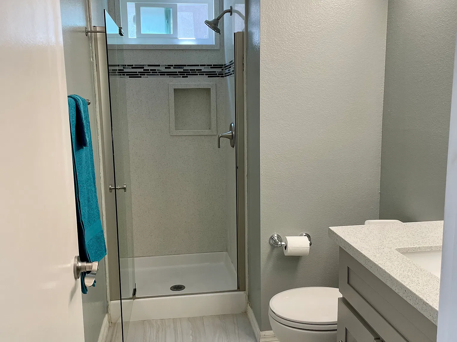4 bed, 2713 sqft, $6,000 — Photo 4