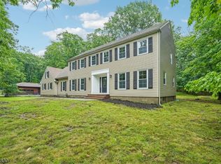 12 Apache Rd, Wayne Twp., NJ 07470
