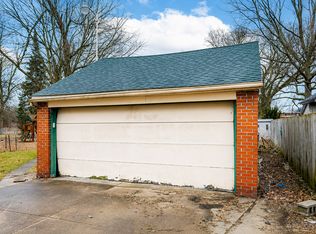 1543 Maine St, Saginaw, MI 48602