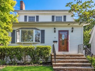 5 Beverly Rd, Livingston, NJ 07039