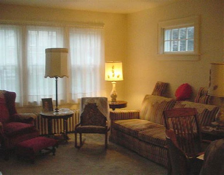 2nd image of 1628 NOTT Street