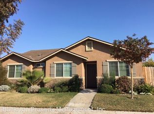 492 Edgewater St, Tulare, CA 93274