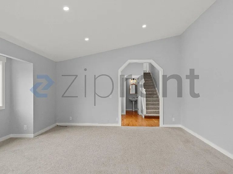 710 142nd St SW — Photo 7