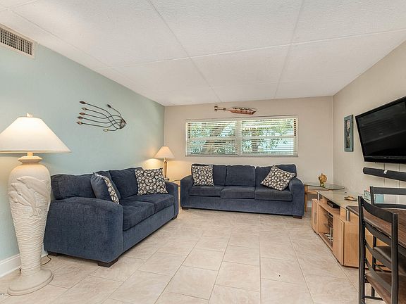 5th image of 280 Hayes Ave APT 5