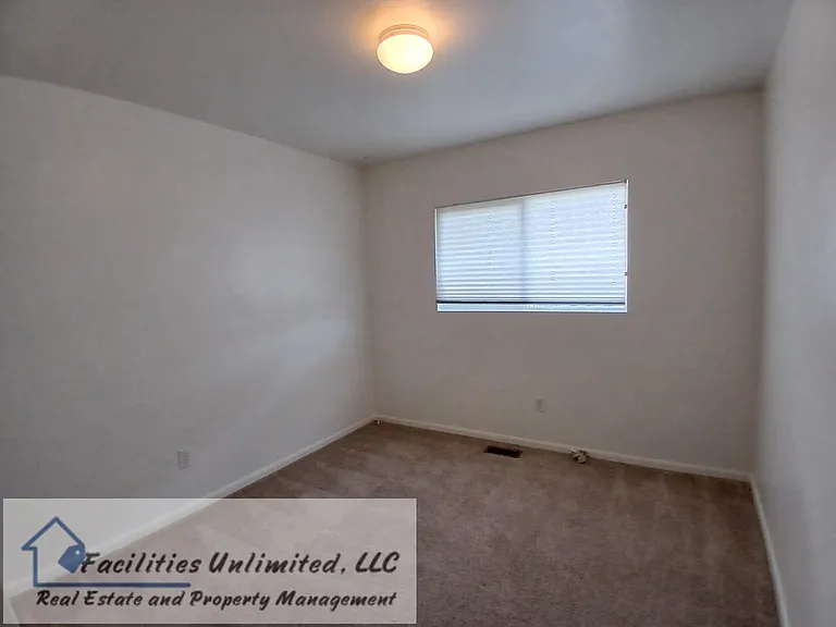 272 Acacia Dr — Photo 8