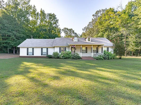 9028 Old Military Ln, Harrisburg, AR 72432