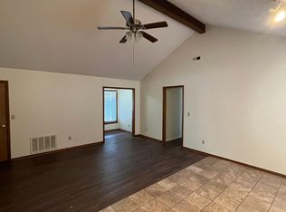 1538 E Thornhill Dr, Fayetteville, AR 72703