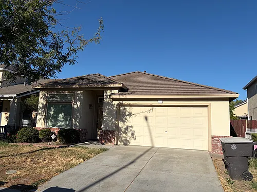 1352 Evergreen Way Photo 1