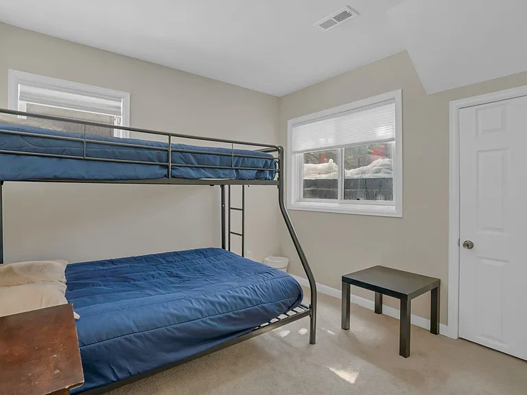 410D Bayview Dr — Photo 9