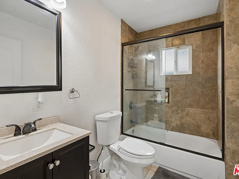 3707 Exposition Blvd — Photo 12