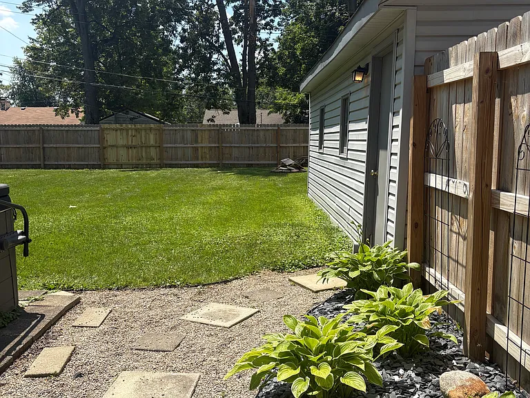 5003 Northfield Dr — Photo 11