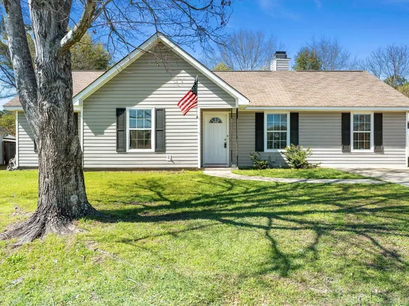 616 Shannon Ridge Dr, Bonaire, GA 31005