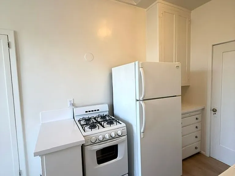 Fair Oaks Apts — Photo 20