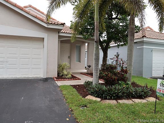 2nd image of 4390 Dogwood Cir #4390
