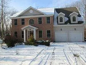 5146 Iroquois St photo 1
