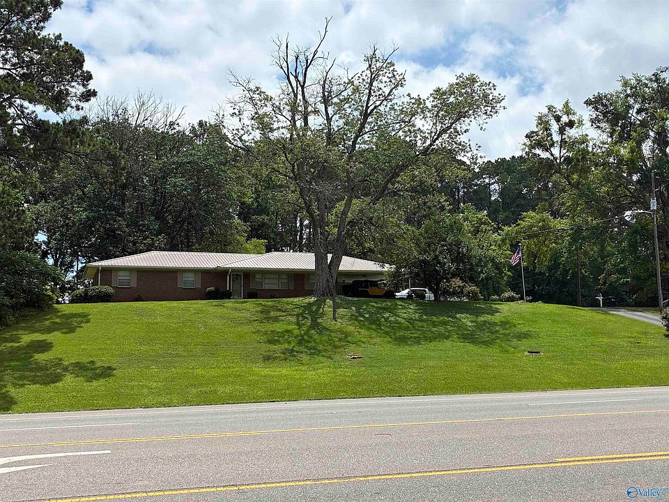1st image of 1001 Ewing Ave #411
