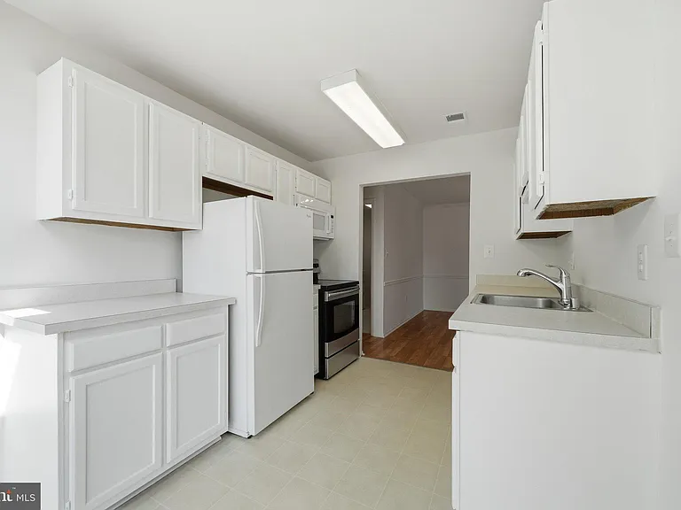 8010 Needwood Rd #201 — Photo 18