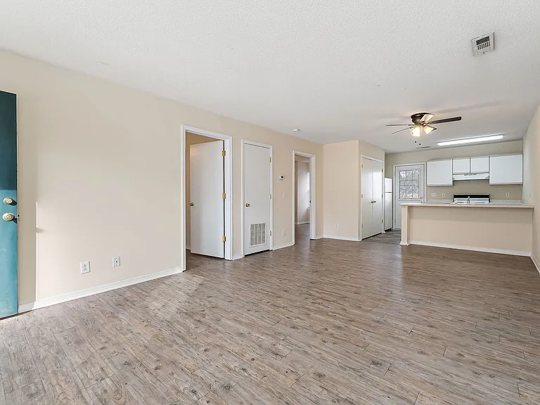 3180 Dodson Branch Rd — Photo 1