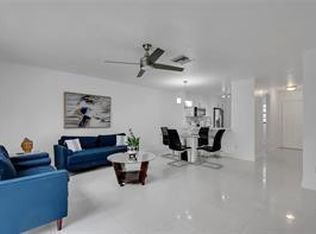 11669 NW 11th St #11669, Pembroke Pines, FL 33026