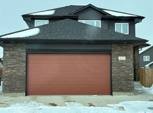 422 Lewin Way, Saskatoon, SK S7T0T3