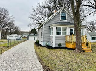 3095 Brady Lake Rd, Ravenna, OH 44266