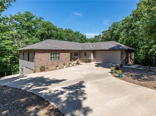 24 Kirkliston Ln, Bella Vista, AR 72715
