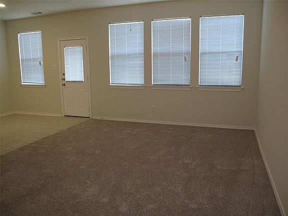 3rd image of 14318 Fairbuff Ln