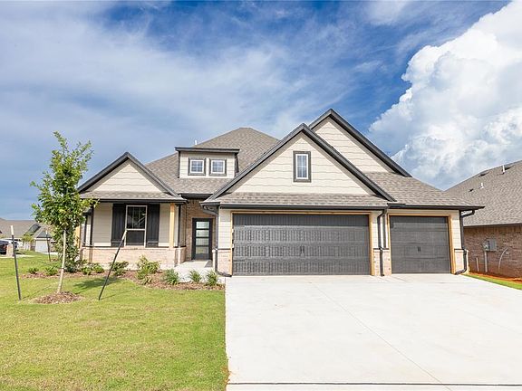 2nd image of 808 Westfall Dr
