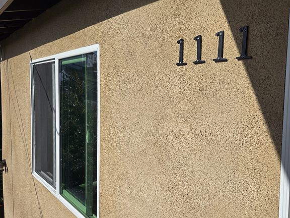 5th image of 1111 N Alma Ave Unit E