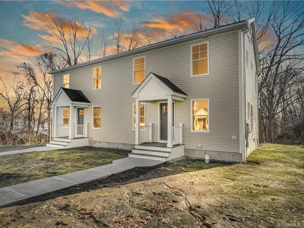 8-10 Infield Street, Bridgeport, CT 06606