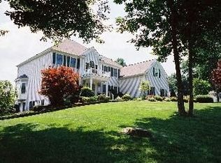 83 Keeler Dr, Ridgefield, CT 06877