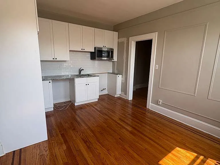 854 Pennington St #2L — Photo 5