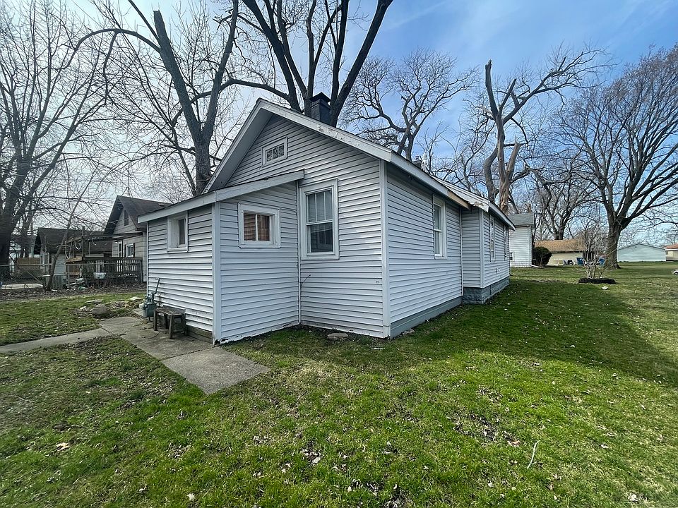 1st image of 15645 Grant St