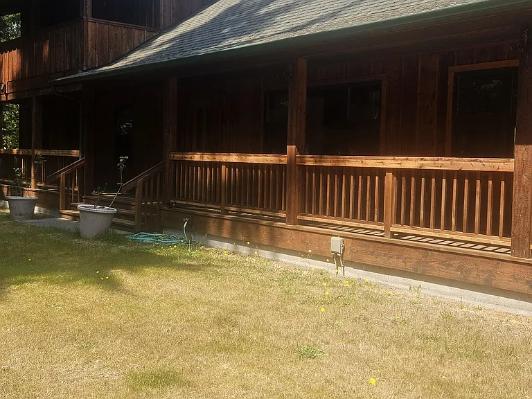 715 Bakken Rd — Photo 17