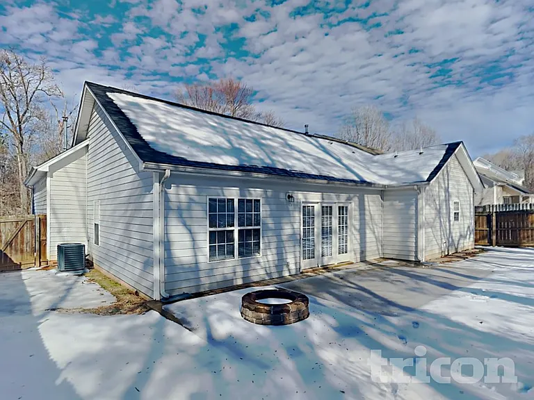 153 Devon Forest Dr — Photo 15