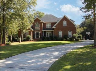 111 Riverwood Ln, Summerville, SC 29485