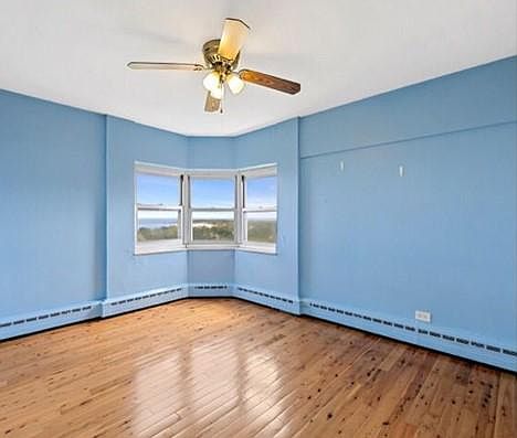 3rd image of 4980 N Marine Dr APT 1536