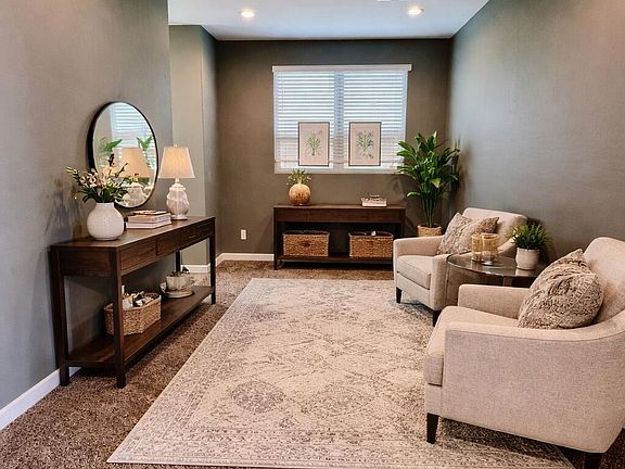 5th image of 8407 W SPRINGFIELD Way