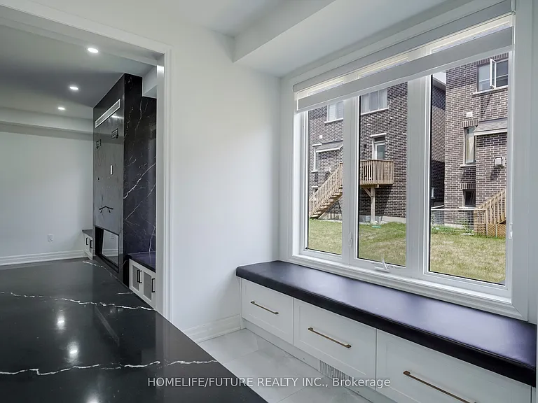 2809 Foxden Sq — Photo 26