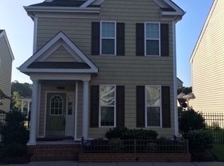 8236 Lee Hall Ave, Suffolk, VA 23435