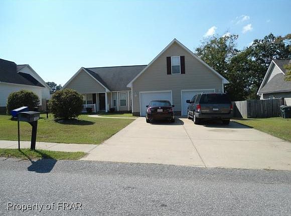 1st image of 1422 Acacia Dr