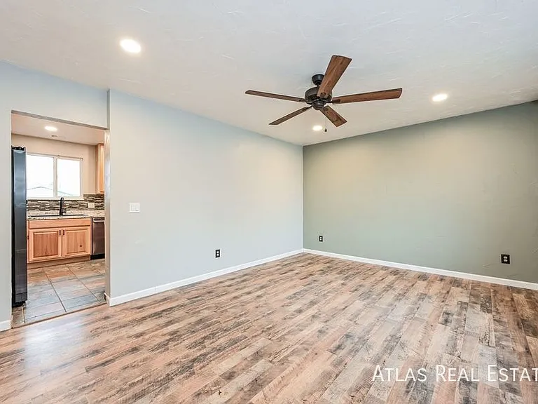 16729 E Layton Ave — Photo 3