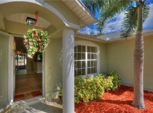 425 Caravan Ter, Sebastian, FL 32958
