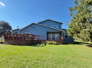 1379 E Campbell Park Dr, Huntington, WV 25705