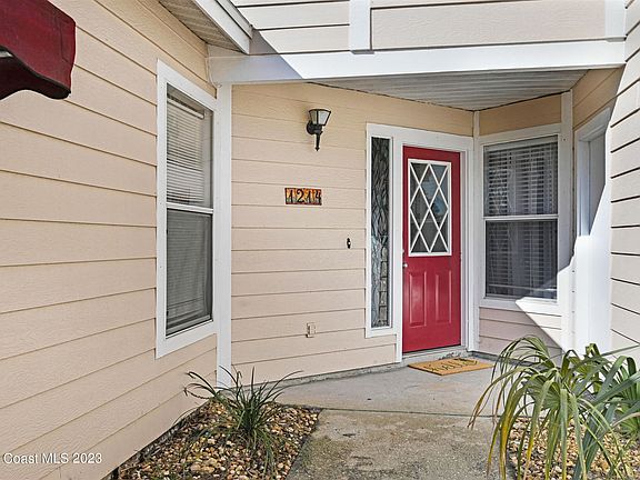 2nd image of 1214 Cypress Bend Cir