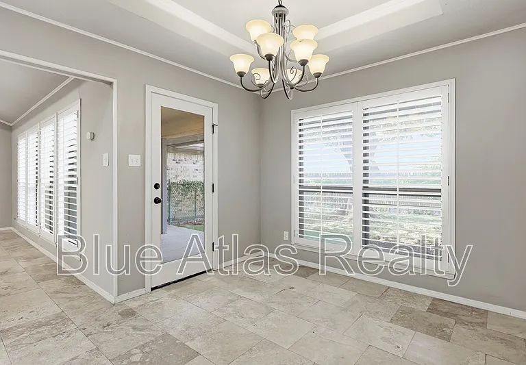 4856 Starcrest Ct — Photo 26