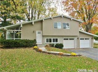 222 Blackberry Rd, Liverpool, NY 13090