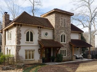 1389 Old Riverside Rd, Roswell, GA 30076